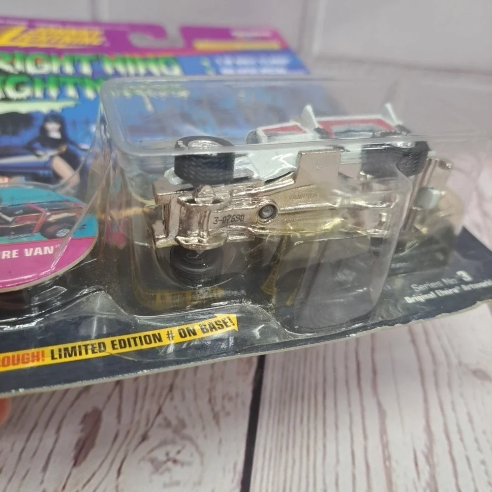 Johnny Lightning johnny lightning